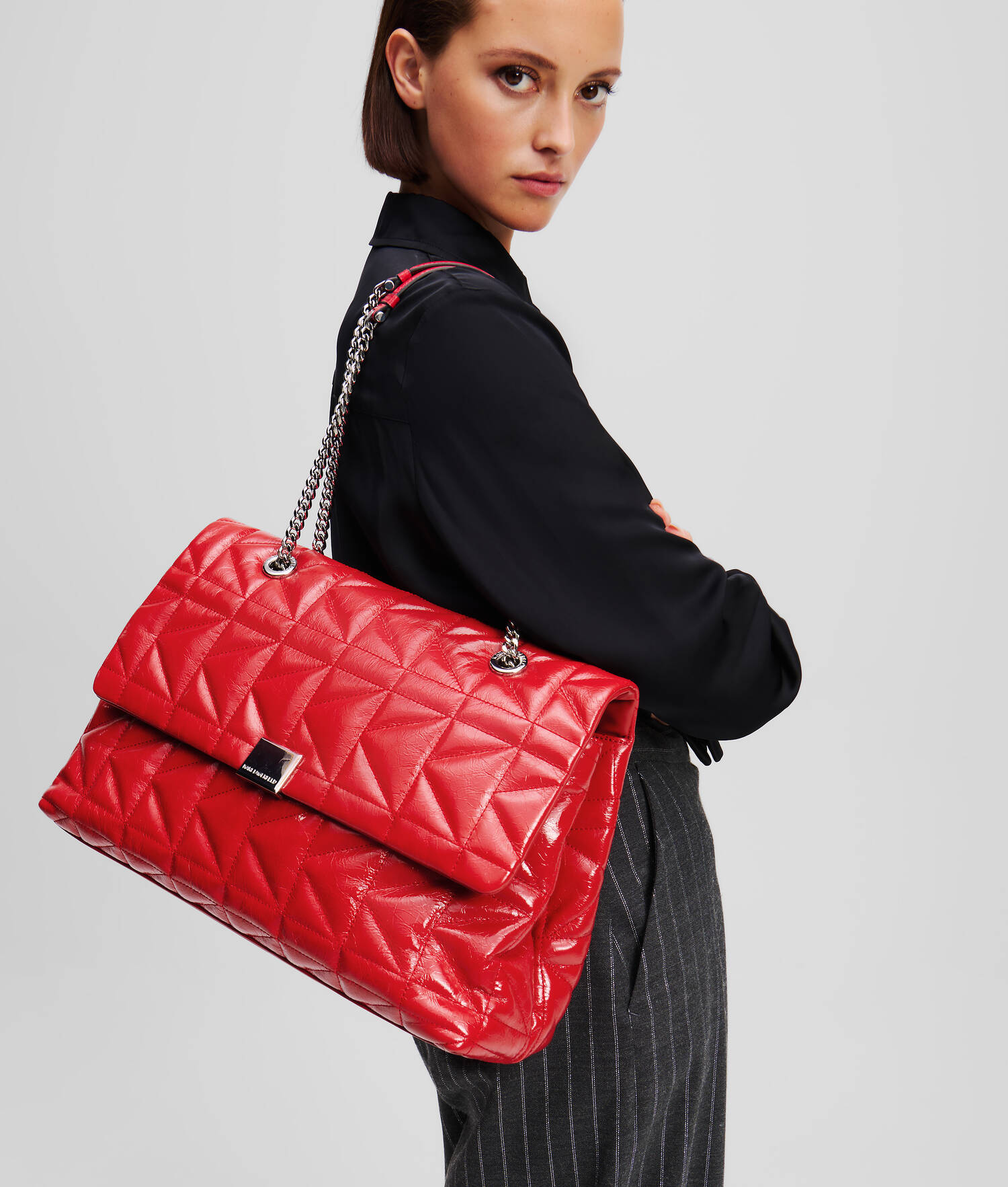 GRAND SAC PORTÉ ÉPAULE BRILLANT K/KUILT - Rouge Klassic