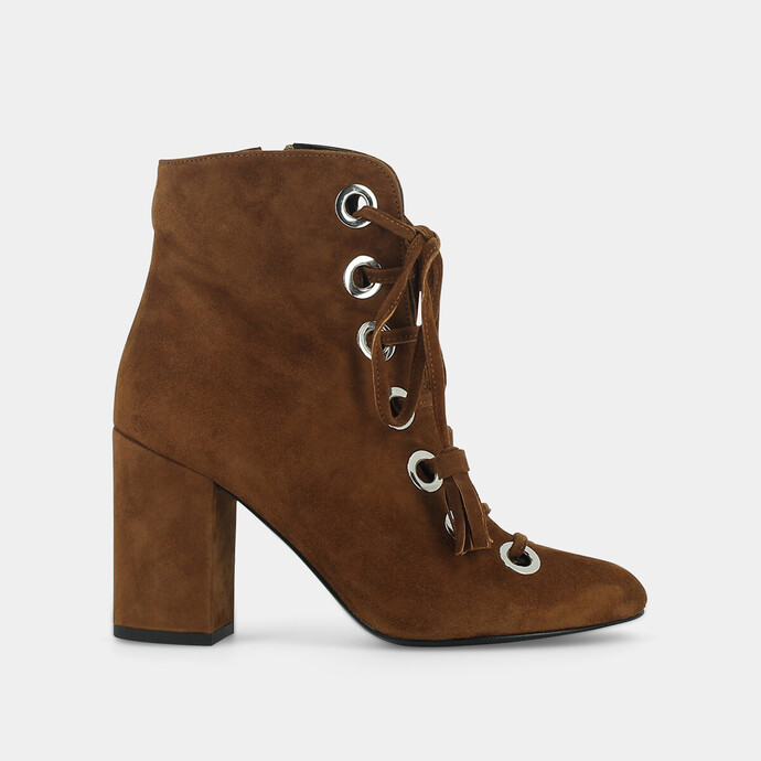 Bottines à lacets et anneaux en métal  en velours marron
