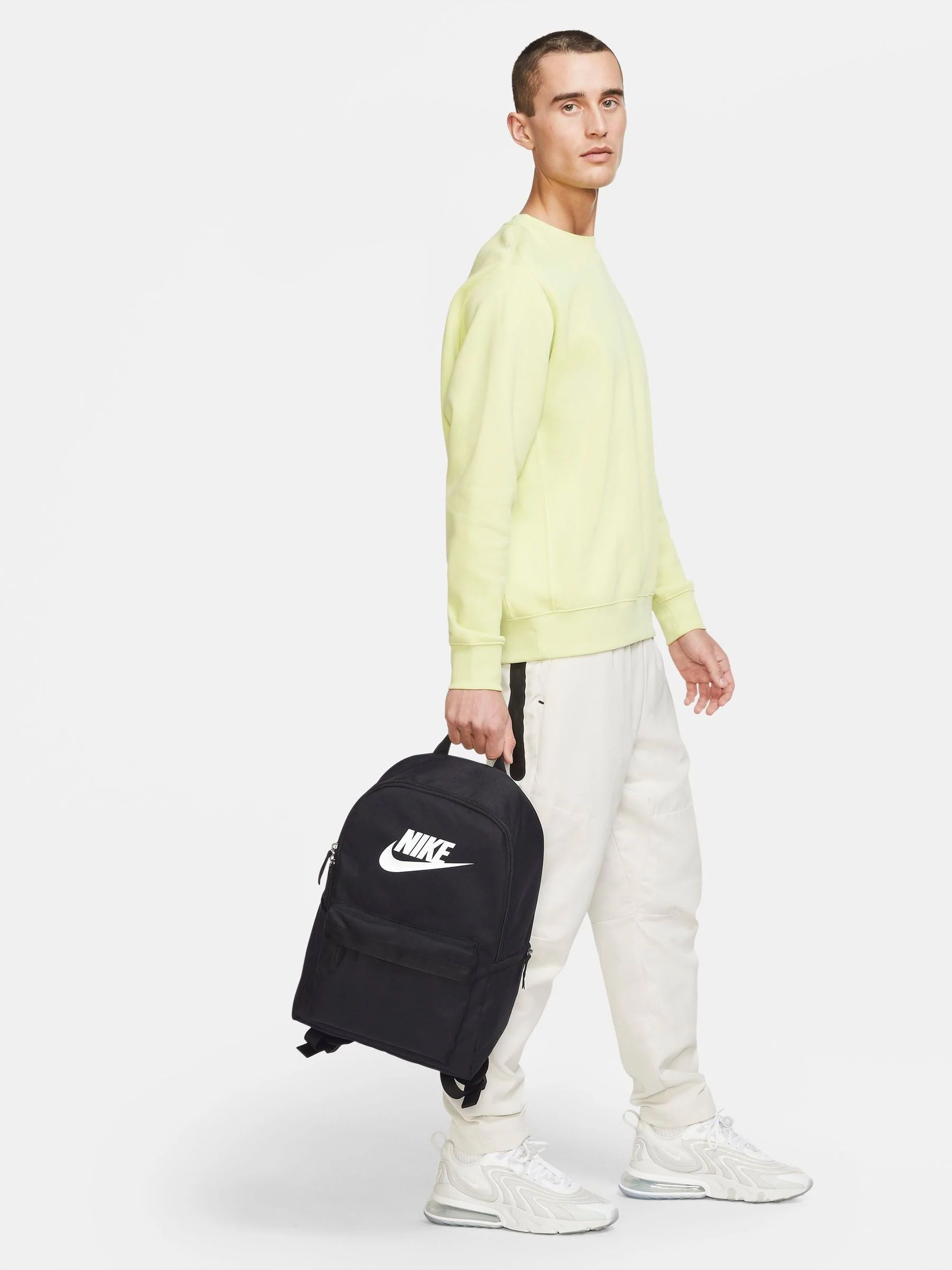 Zwart - Nike Heritage rugzak (25 L)