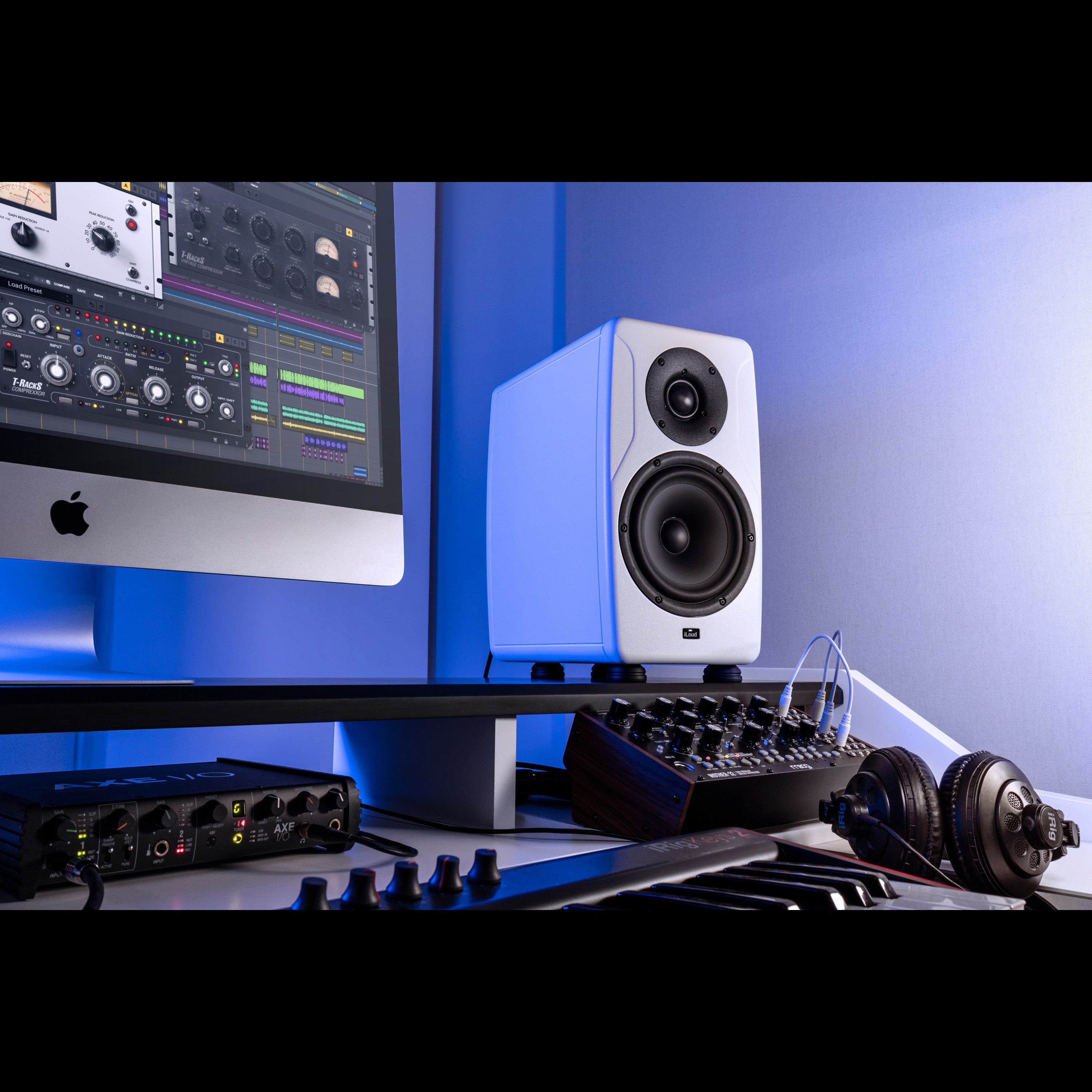 IK Multimedia iLoud Precision 6 actieve studiomonitor wit (per stuk)