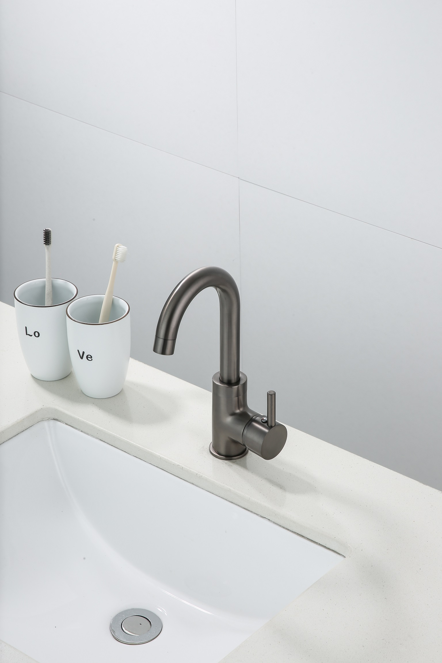 Saniclear Iron matrix draaibare wastafelkraan verouderd ijzer - gunmetal