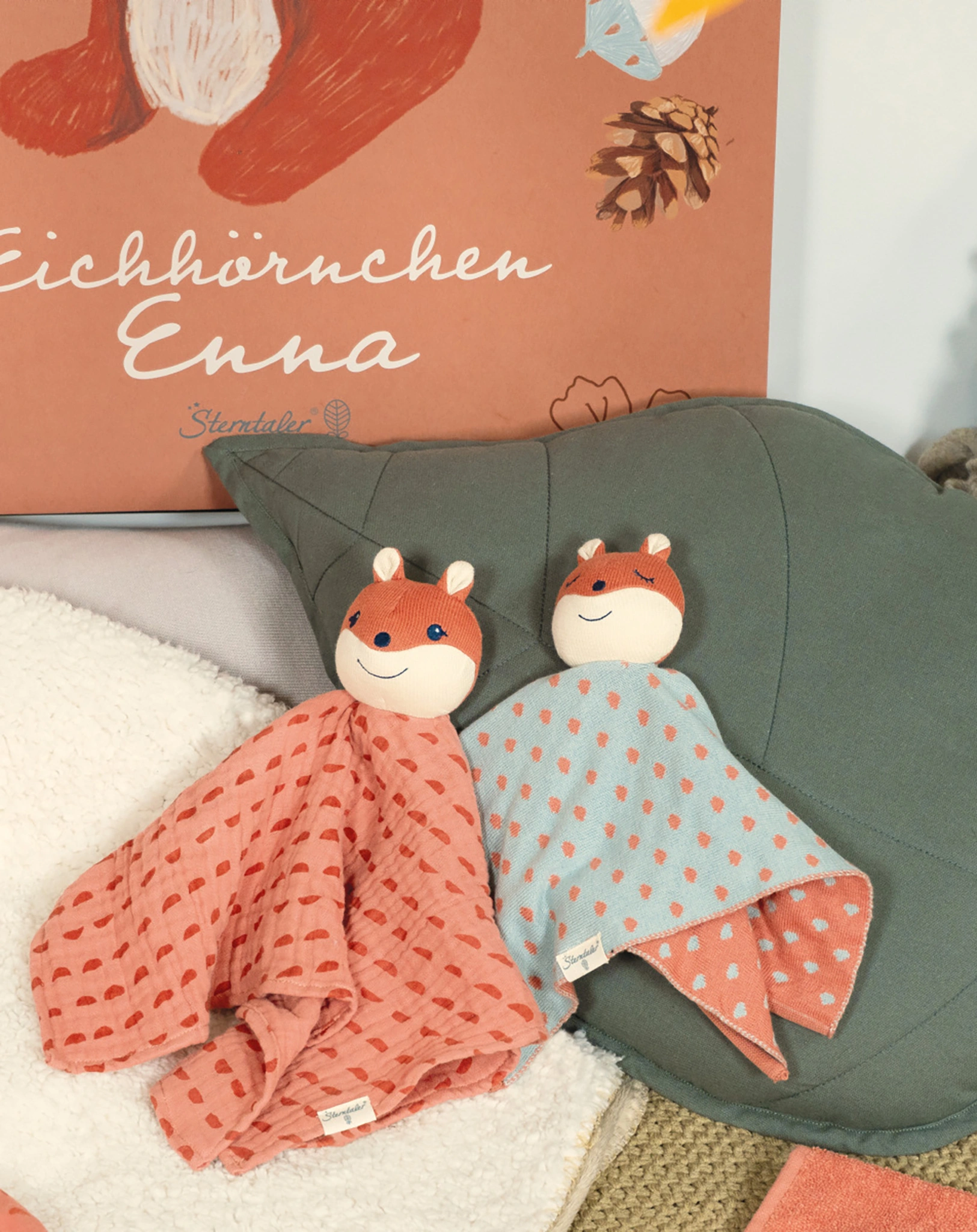 Schmusetuch ENNA EICHHÖRNCHEN (27cm) in türkis