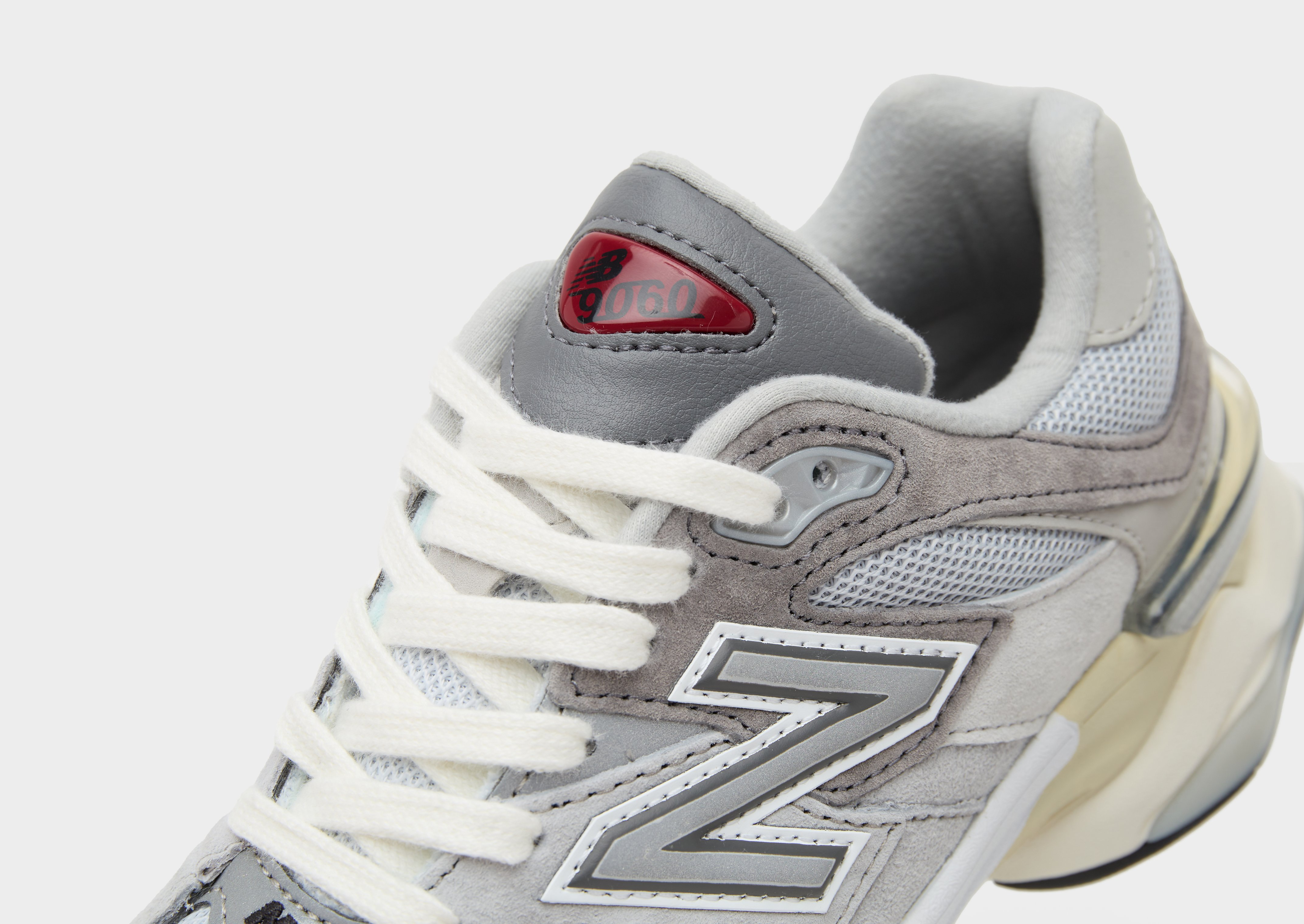 New Balance 9060 Femme
