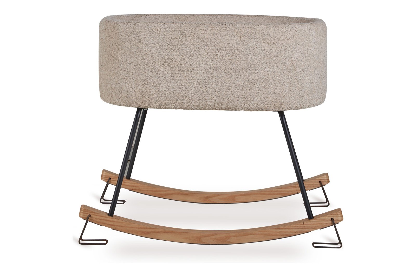 De luxe vugge Vugge i beige, polstret bouclé. Understell i heltre bjørk/pulverlakkert metall.