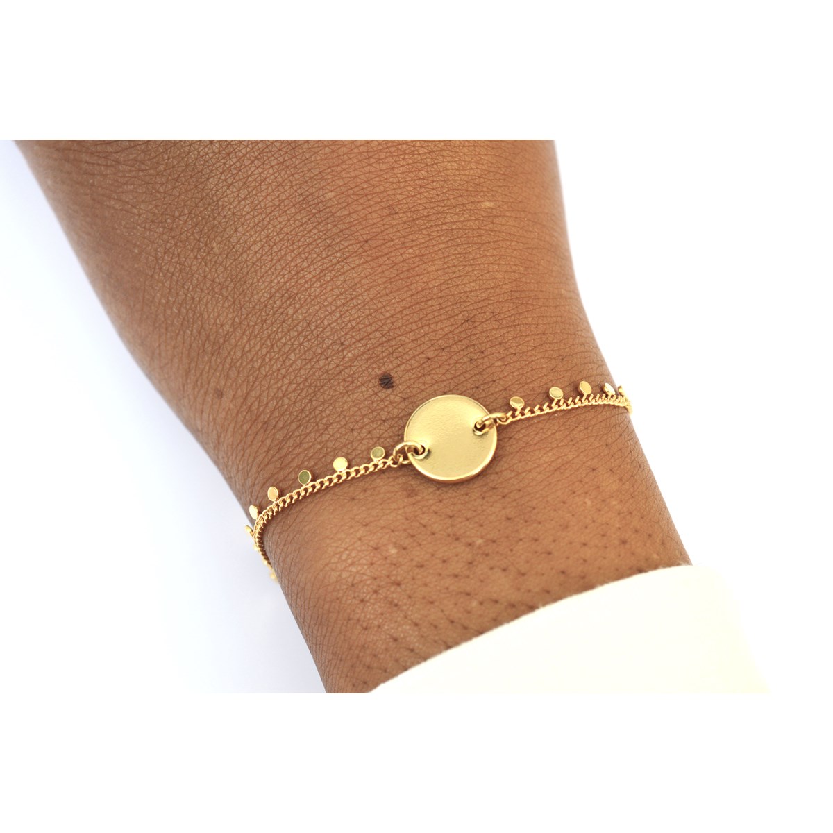 Bracelet chaîne fantaisie petites breloques et médaille