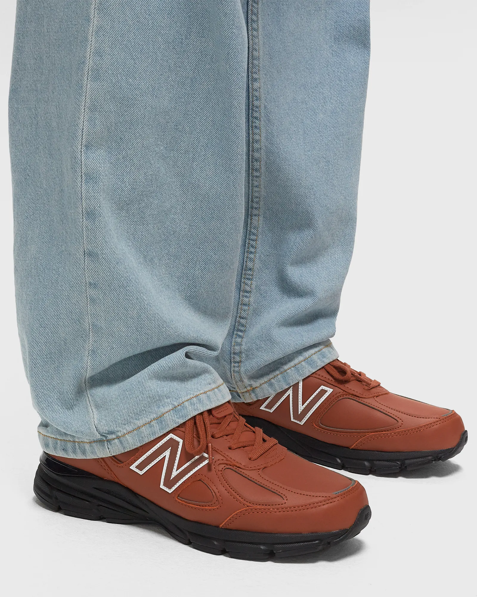 New Balance 990
