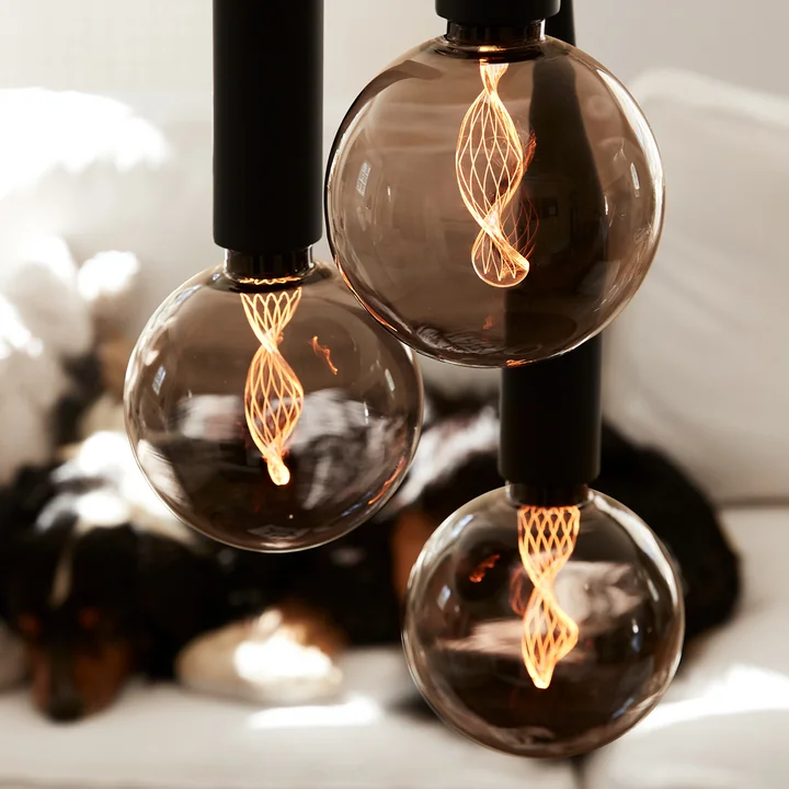 NUD Collection - LED Curve Leuchtmittel, Ø 125 x 165 mm, 4 W / E27, dimmbar