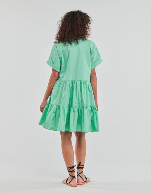 Molly Bracken - NL12AP - Vert