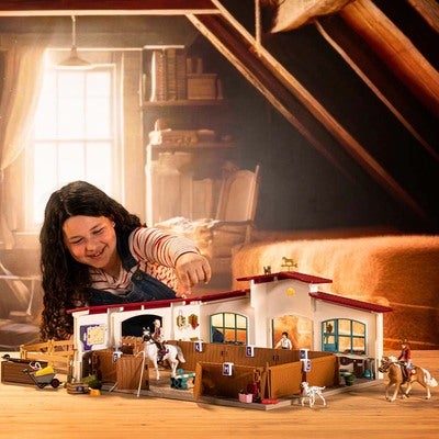 Schleich 42639 Horse Club Lekesett Peppertree Ridebane