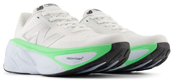 Chaussures Running New Balance Fresh Foam X More v5 Blanc/Vert Femme