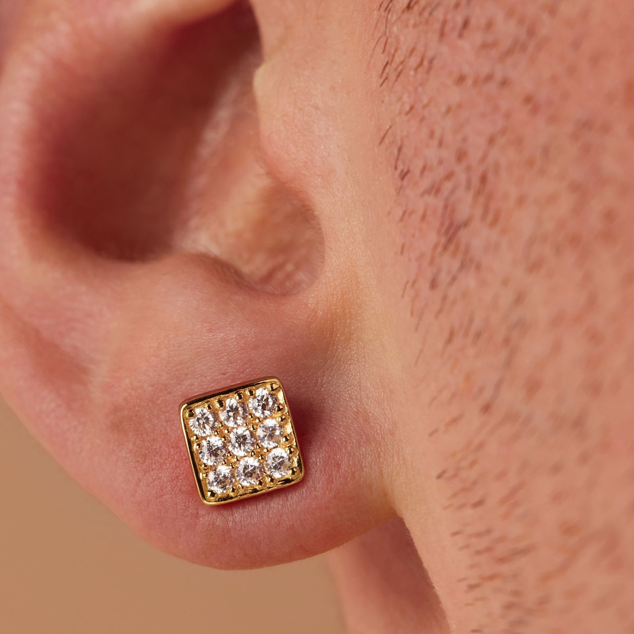Zilveren goldplated oorbellen zirkonia vierkant 8mm
