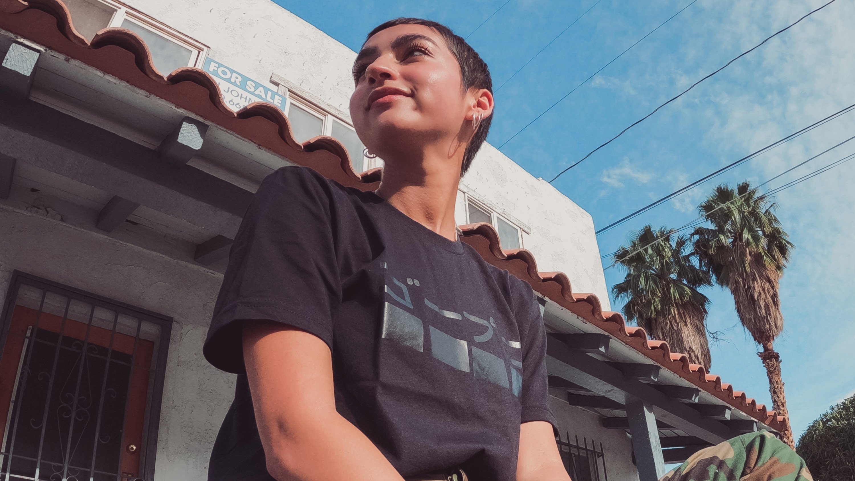 Tokyo Nights – T-Shirt mit Logo