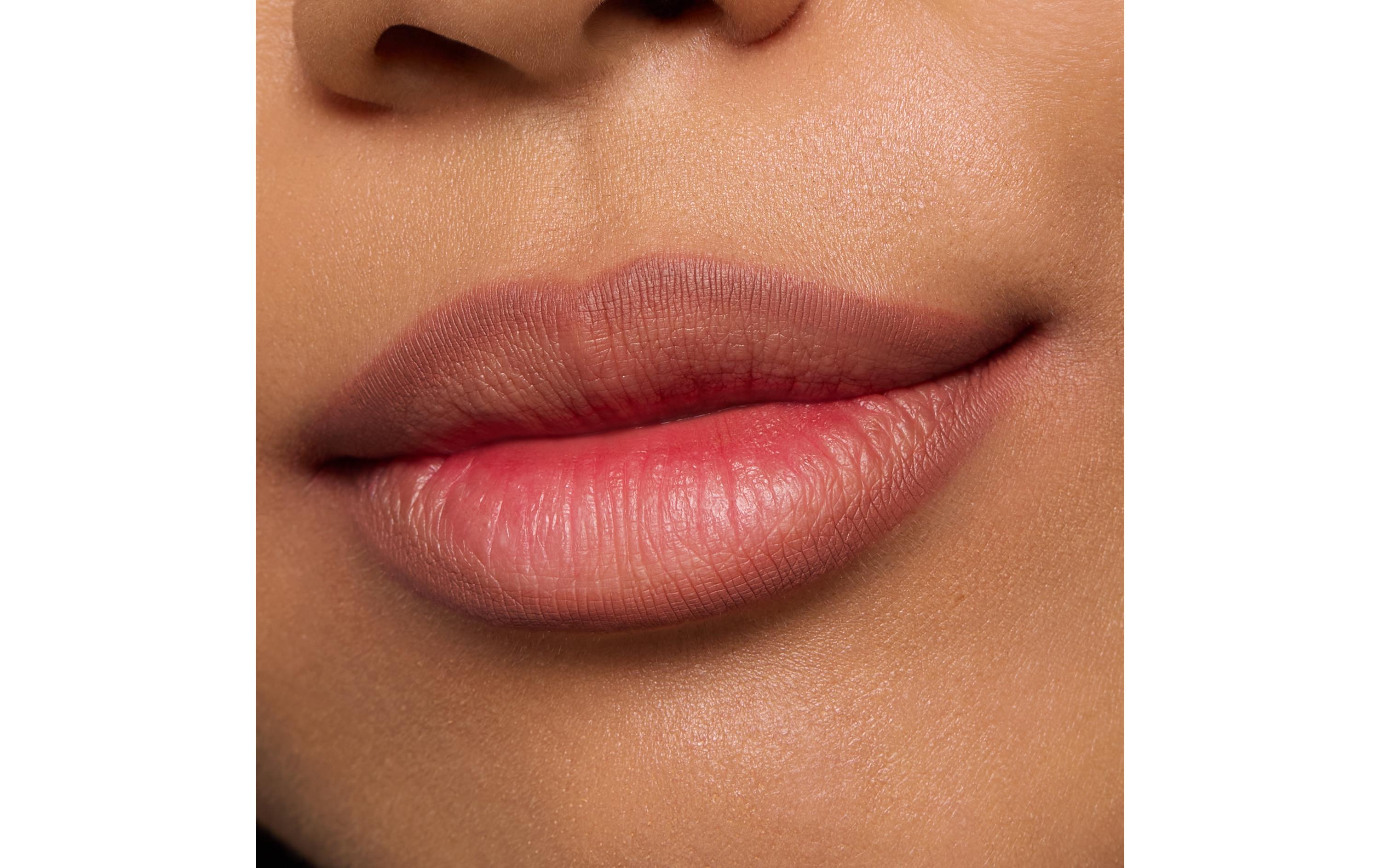 Lip Liner 8h Matte Comfort 10 The Perfect ShadeLanganhaltender Lipliner in einem kupferbraunen Farbton für perfekte Lippenkonturen