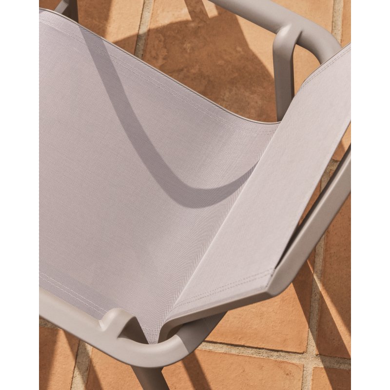 Chaise empilable d’extérieur Canea en textilène beige et aluminium taupe