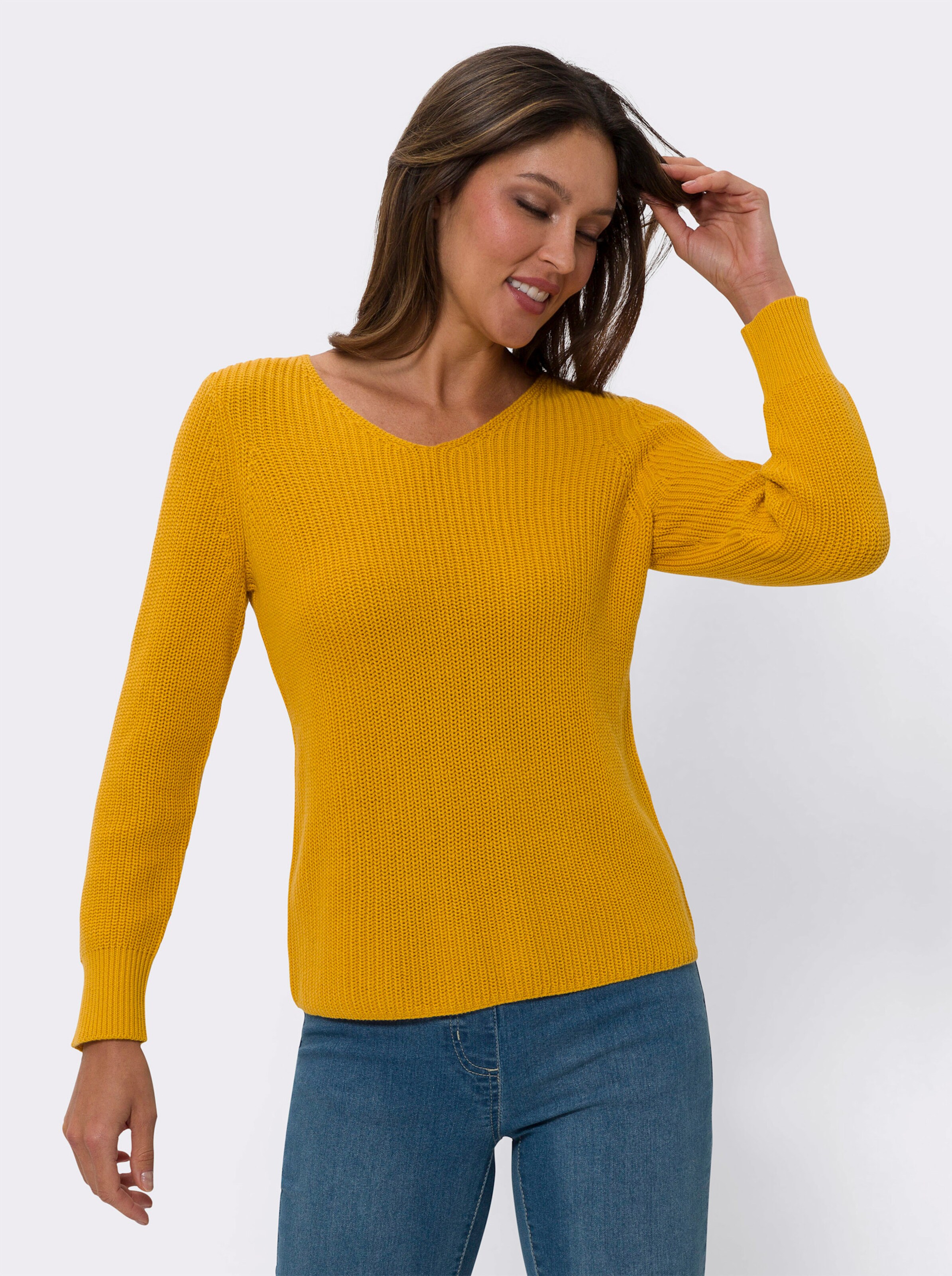 V-Ausschnitt-Pullover im Patentstrick