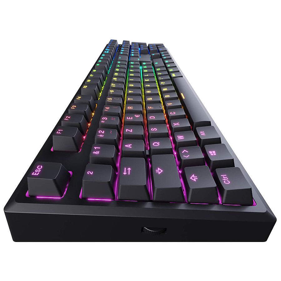 Designed by GG Ironclad V3 - Noir - Brown Raccoon