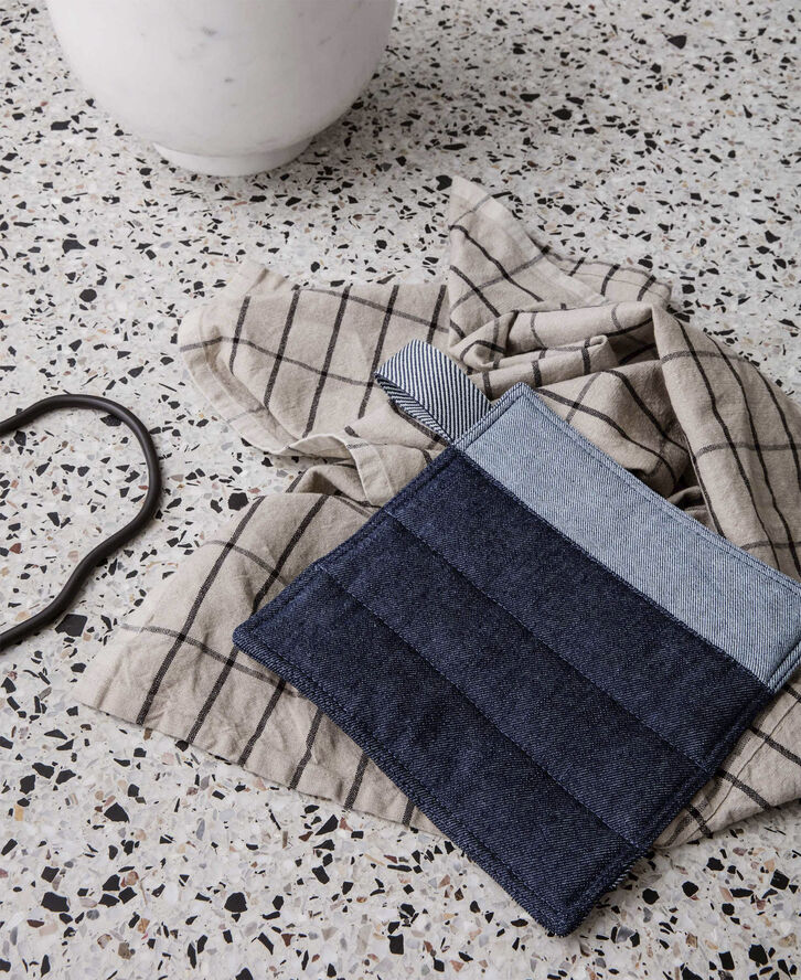 ferm LIVING Hale Yarn Dyed Linen Tea Towels - Sand/B Sand/black