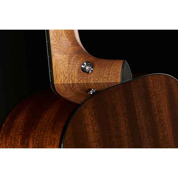 Martin Guitar D-12E, Sitka, Sapele