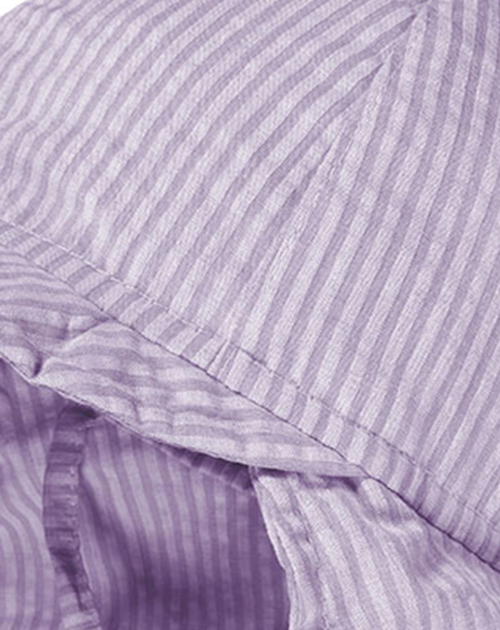 Schildmütze SEERSUCKER gestreift in lavendel