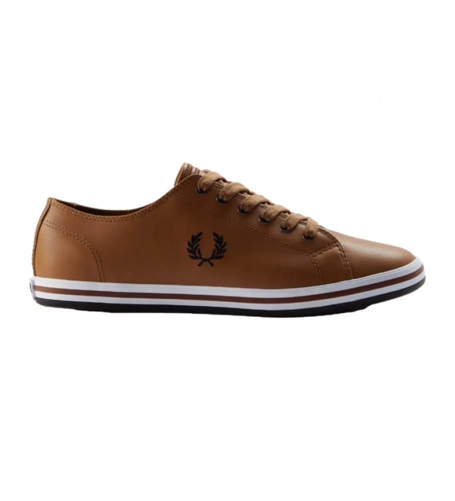 Pantufas Fred Perry Kingston de couro marrom