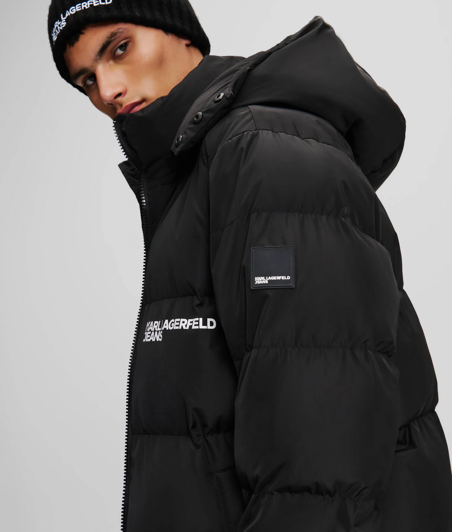 VESTE MATELASSÉE À CAPUCHE KLJ