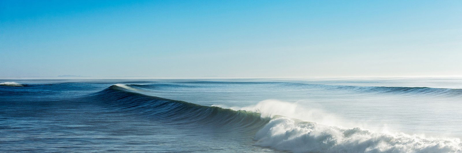 Panoramic Wave by Daniel Reiter - Limited Edition. Edition of: 150. Signed.