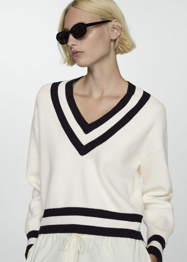 MANGO Contrasting V-neck sweater Light beige