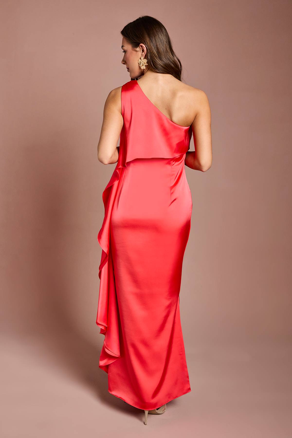 Coast Robe Longue En Satin À Une Épaule Effet Cascade