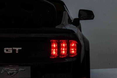 Ford Elbil Mustang GT, Svart