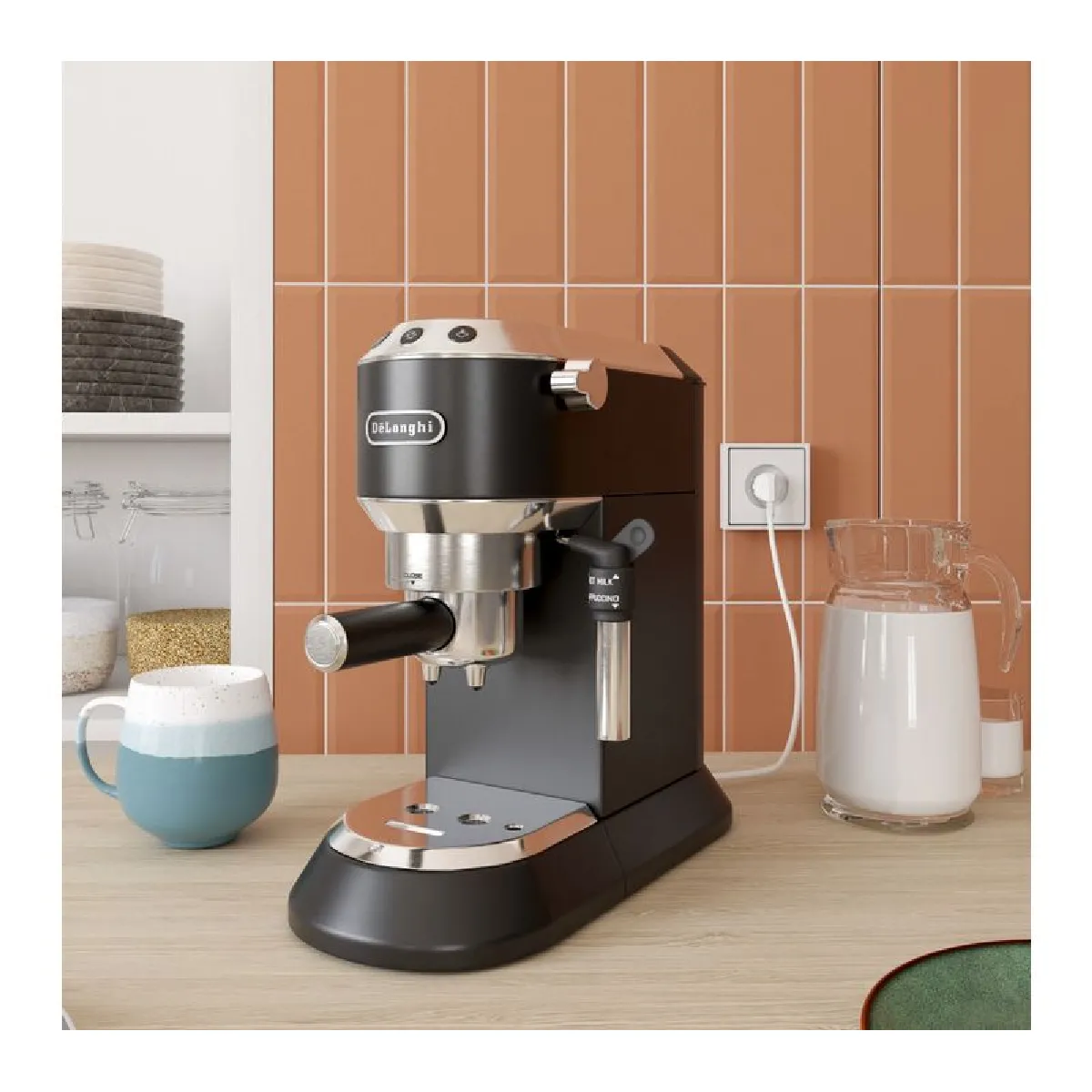 DeLonghi EC 695.BK