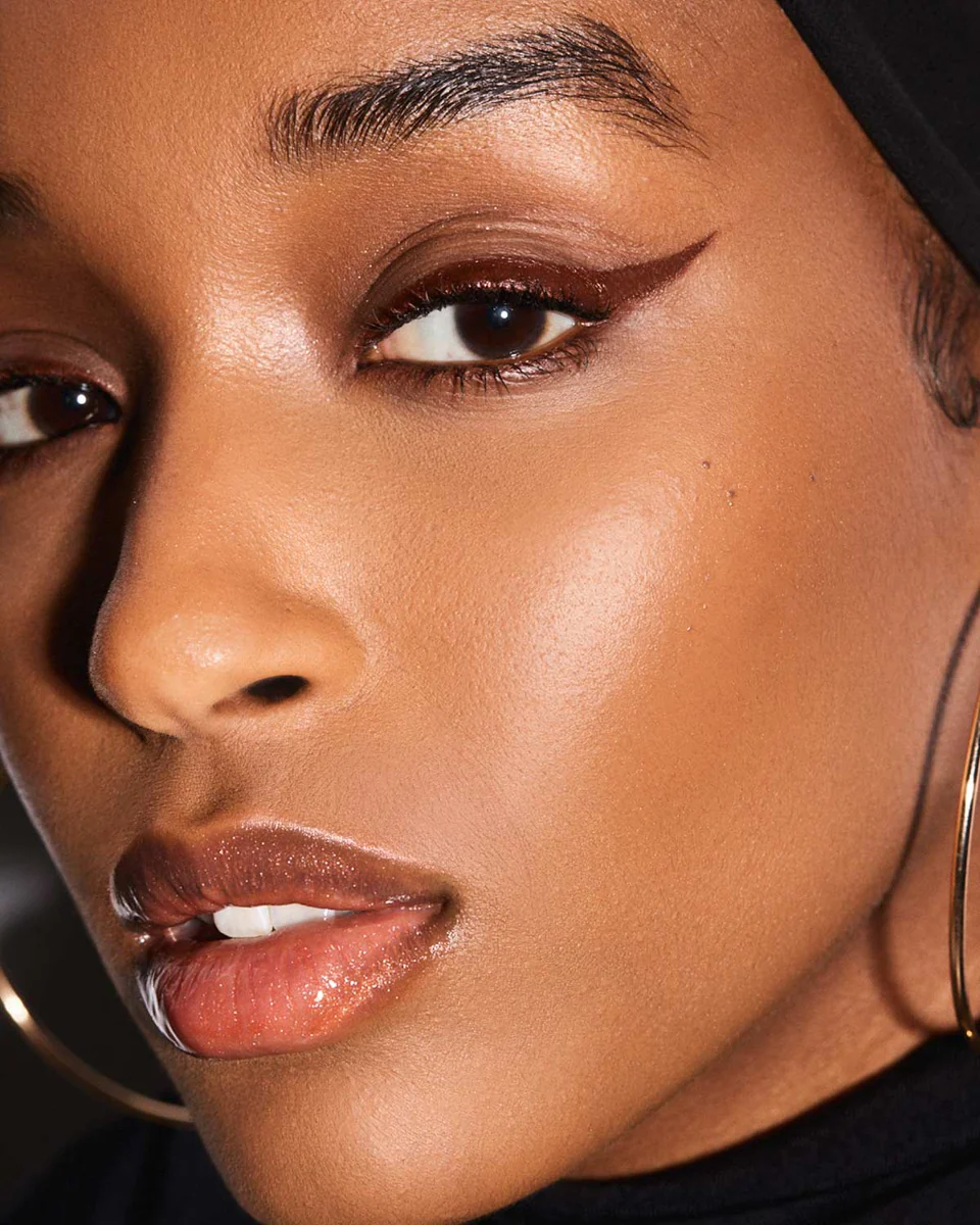 Flyliner Longwear Liquid Eyeliner