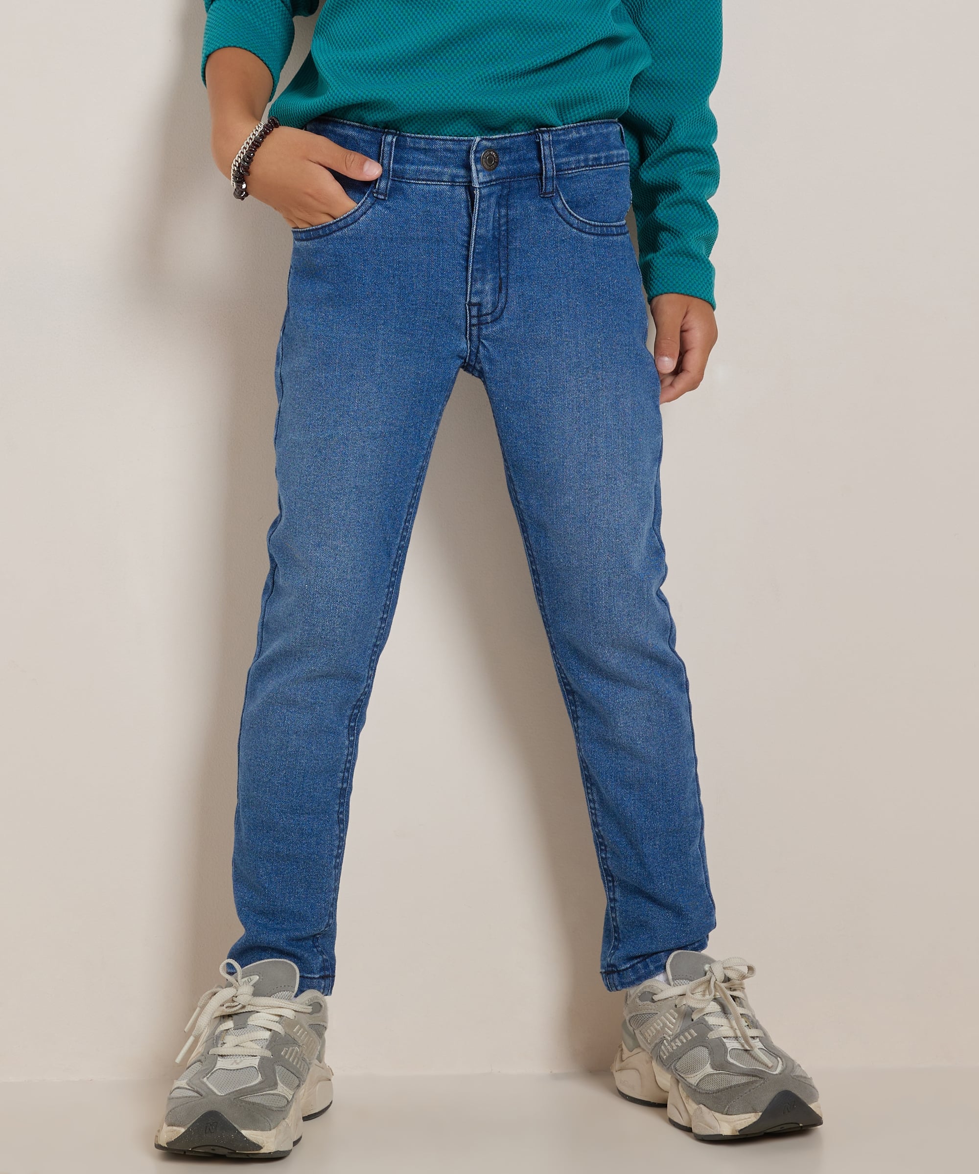 slim fit stretch jeans