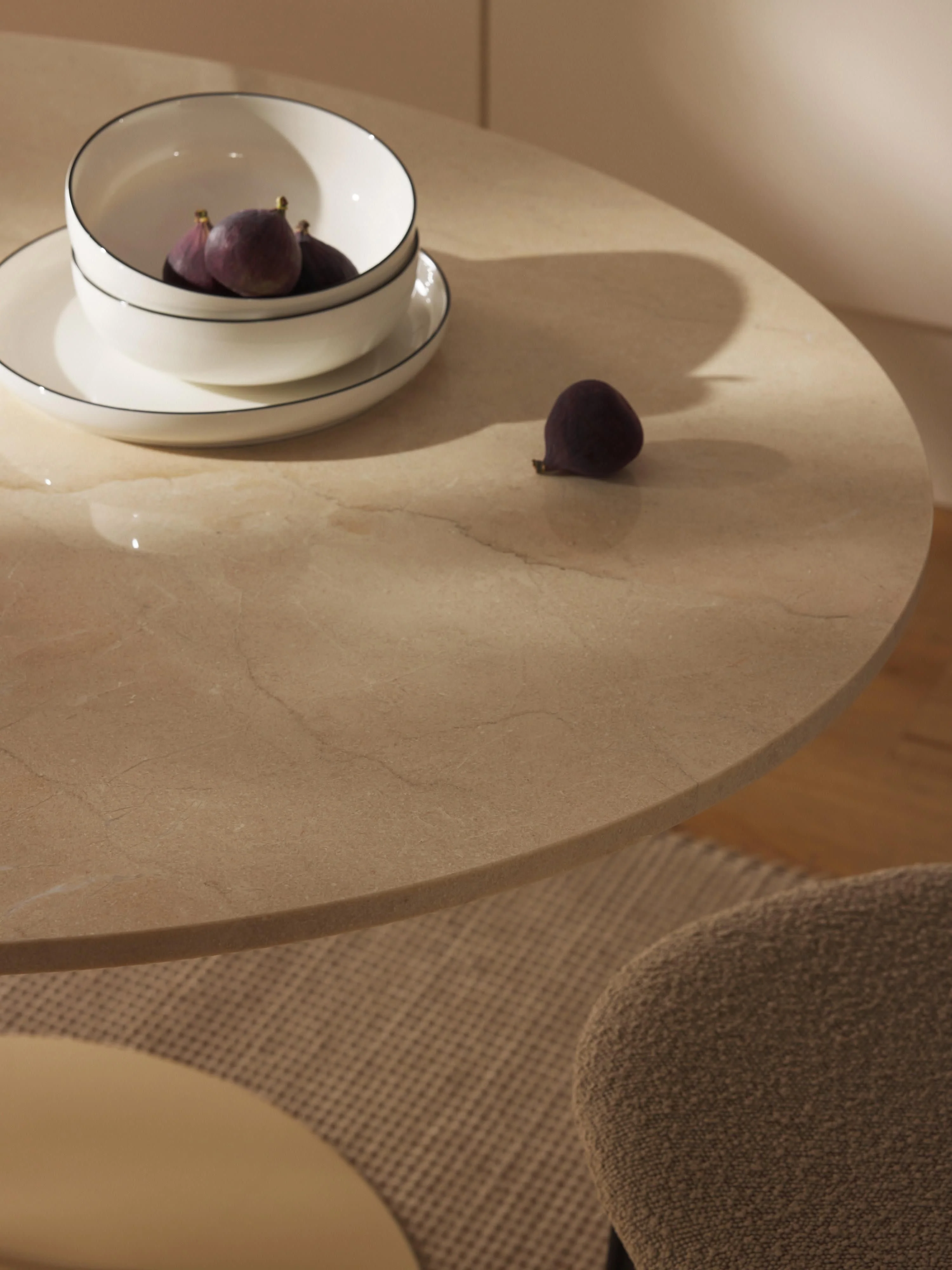 Ovale marmeren eettafel Miley, 120 x 90 cm