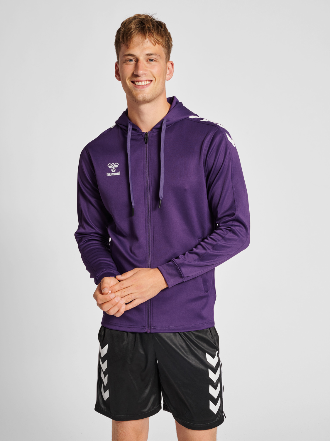 hmlCORE XK POLY ZIP HOOD SWEAT