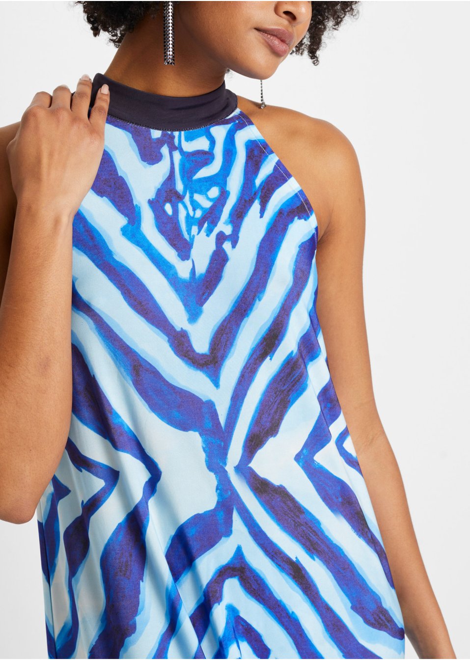 Robe dos nu