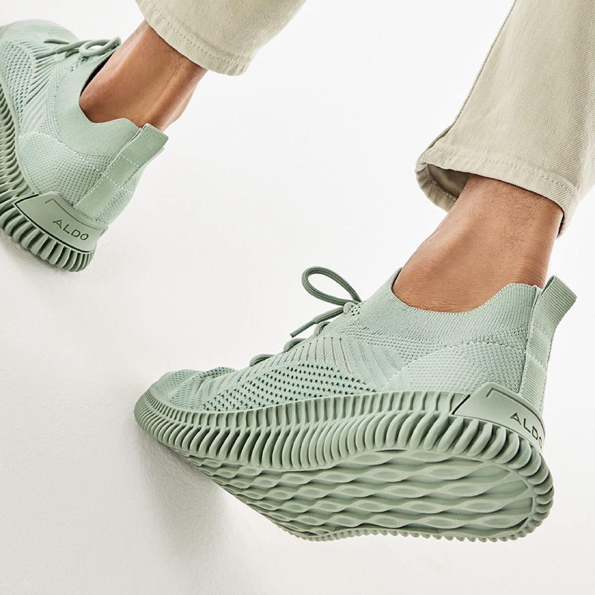 Gilgai Light Green Men Athletic sneakers