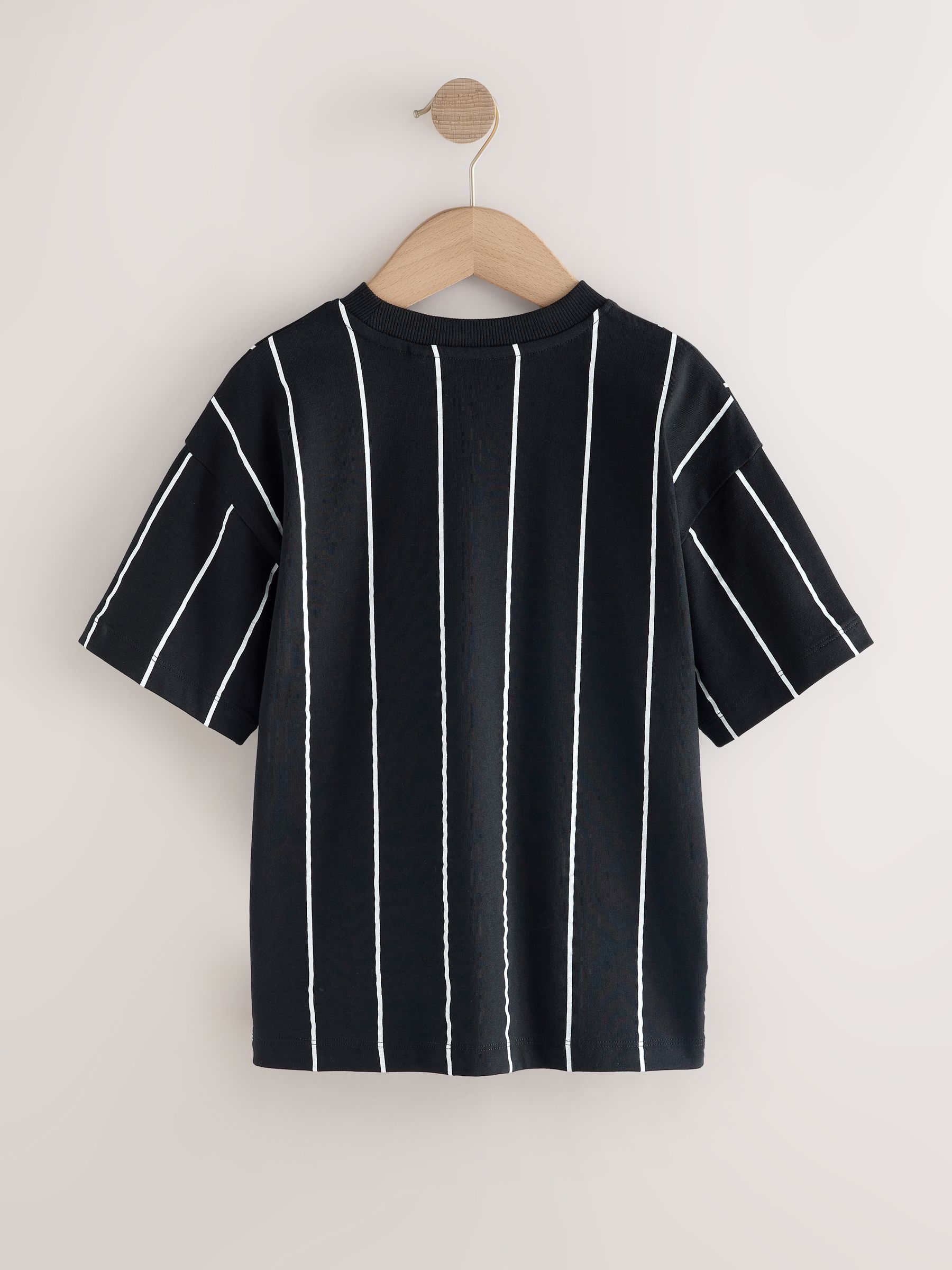 Zwart-witte streep - Ruimvallend T-shirt met print en korte mouwen (3-16 jr)