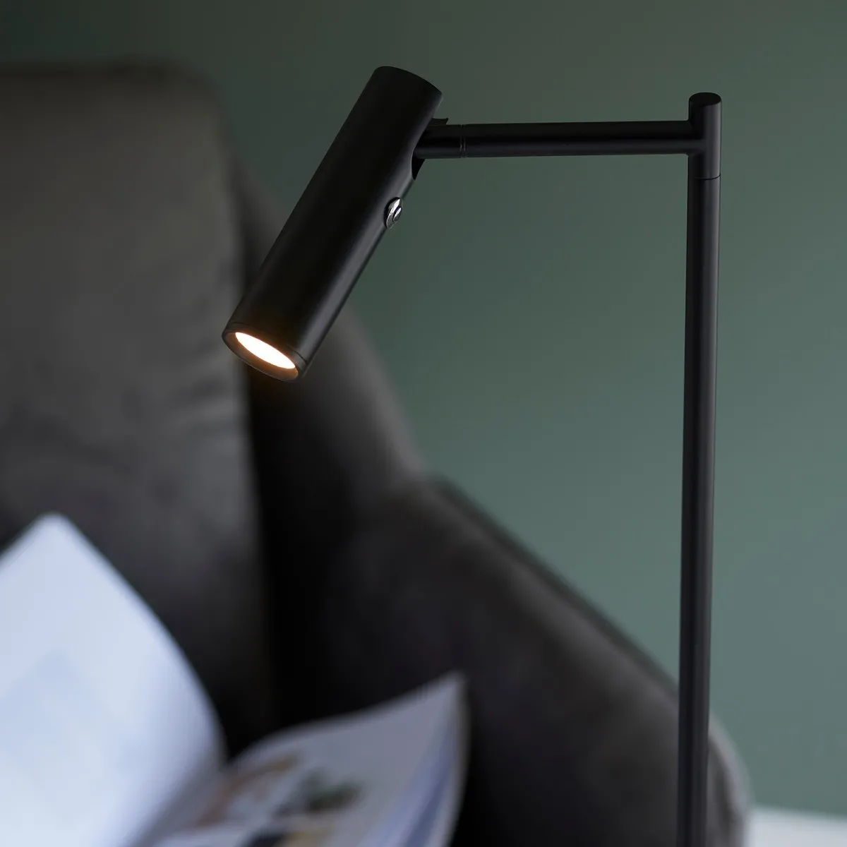 Endon Lampadaire Lecteur LED Noir