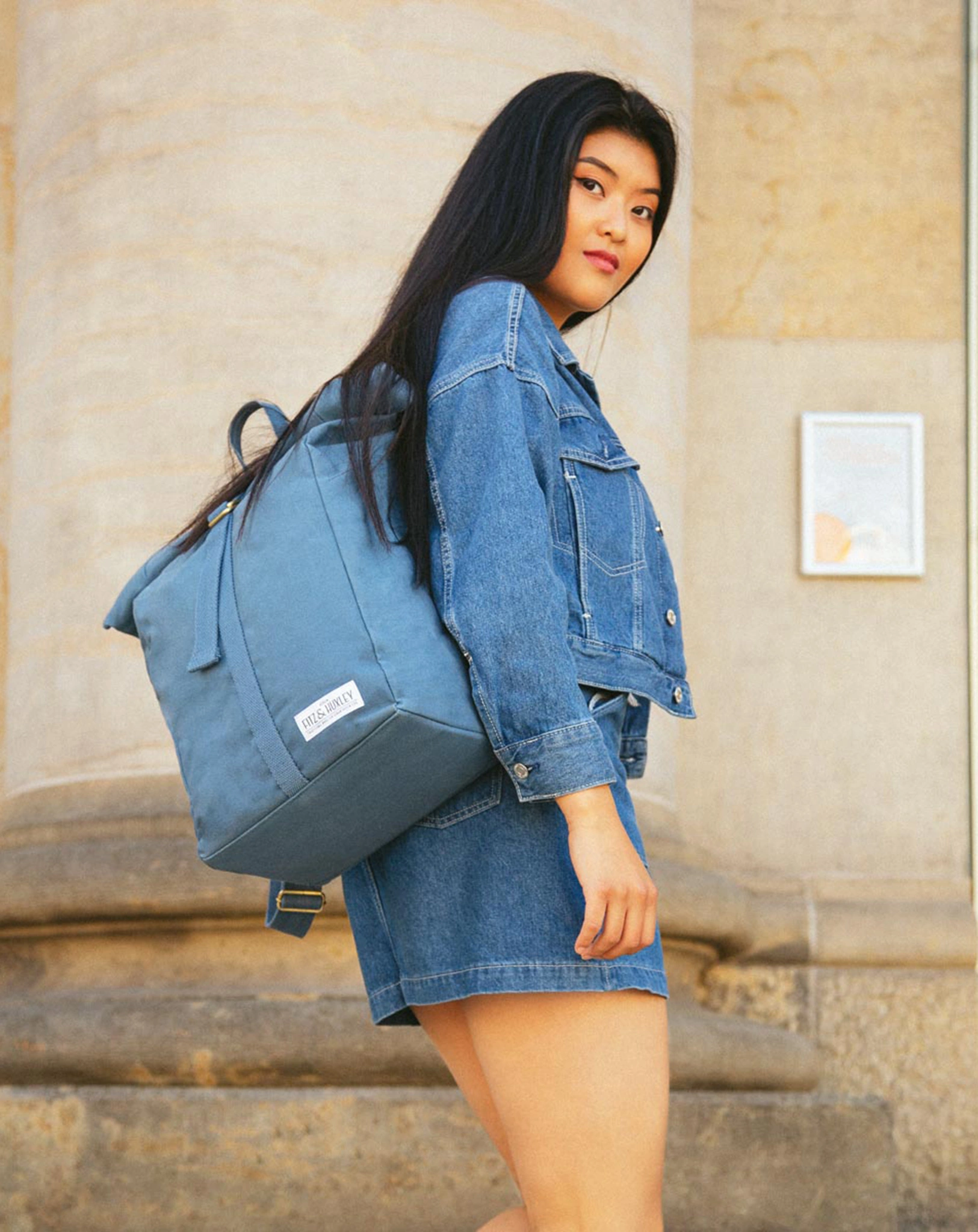 Fitz & Huxley Rolltop-Rucksack CONVEYOR 12l, vegan, jeans