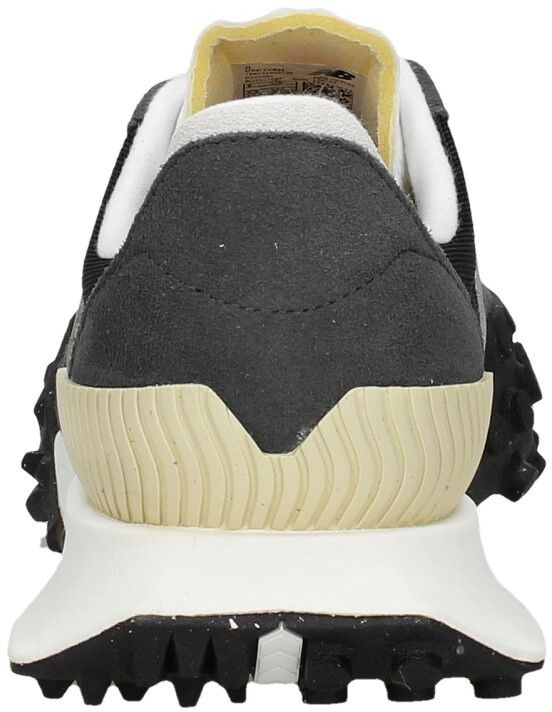 New Balance XC72 zwart