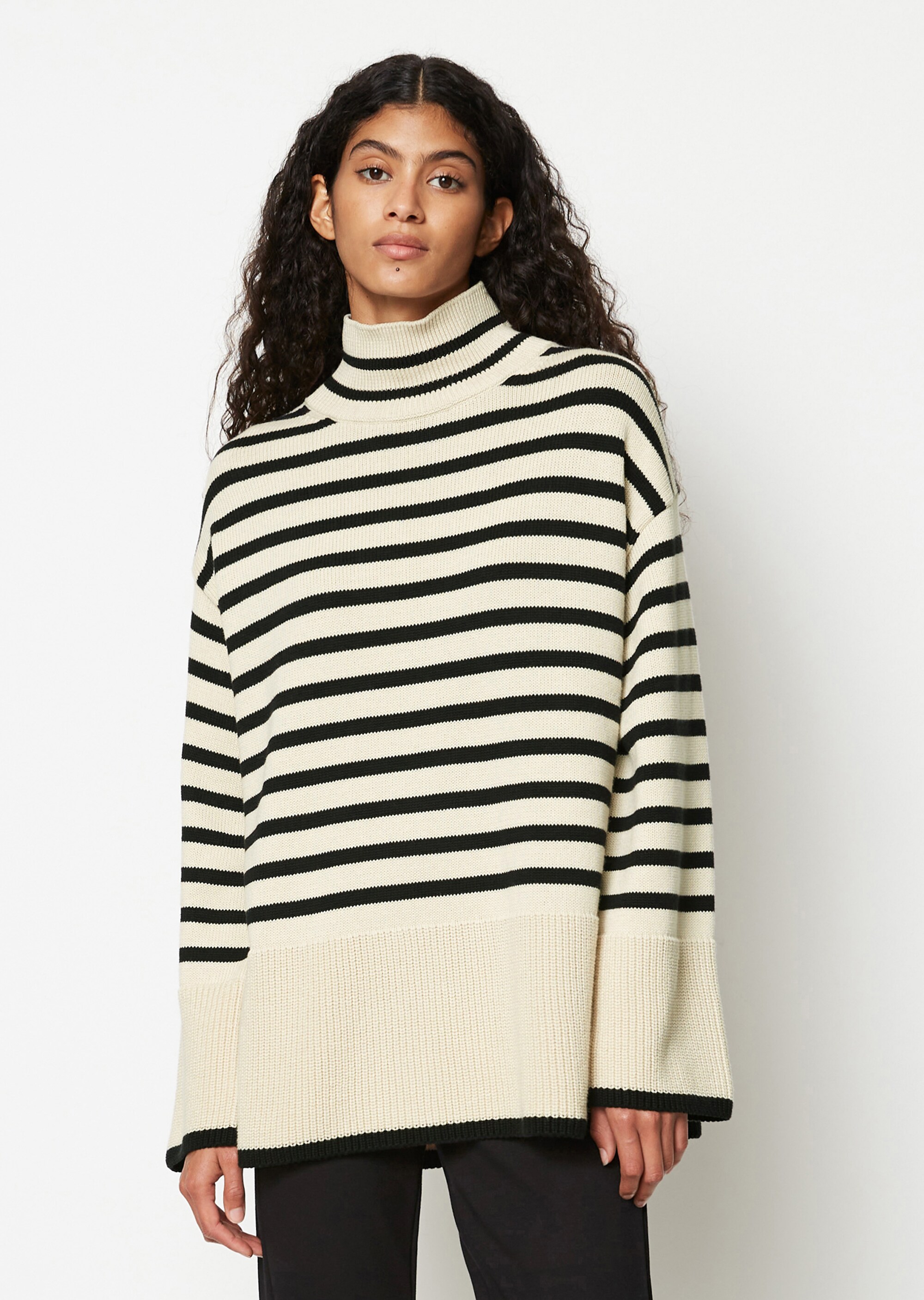 Oversize Strickpullovermit Streifen-Dessin