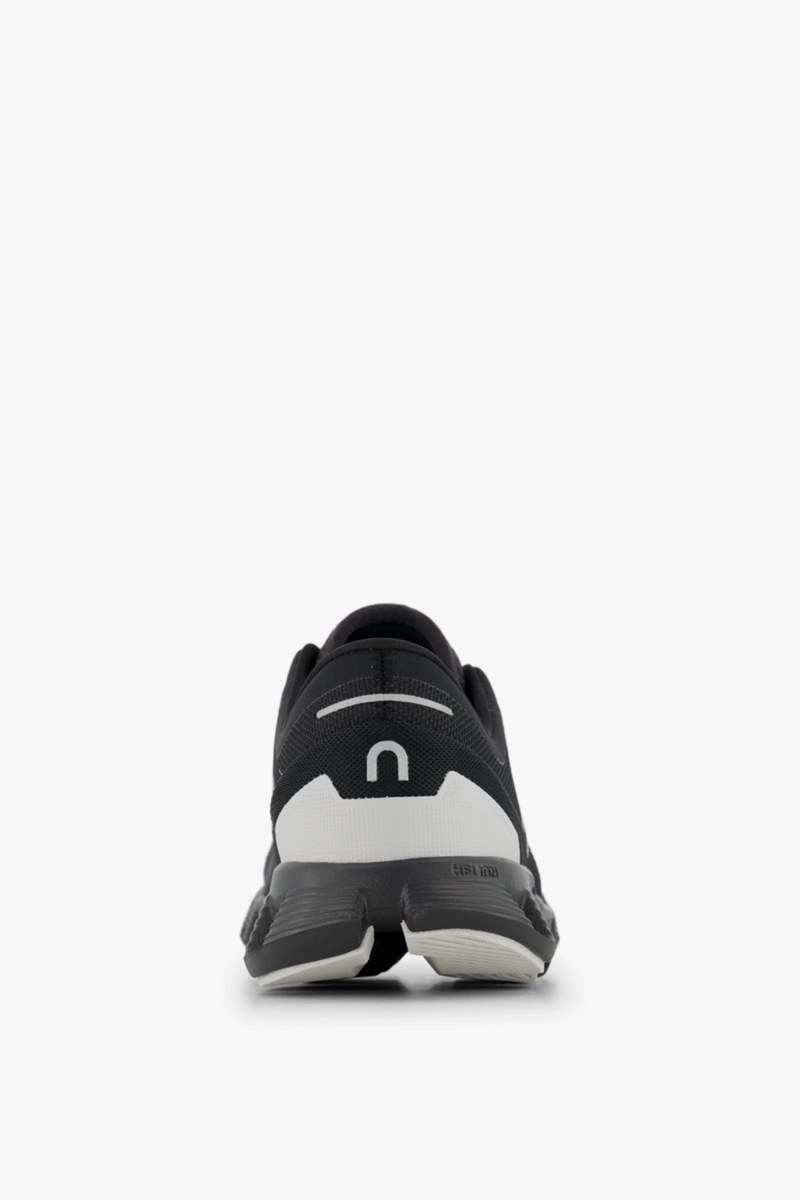 ON Cloud X 3 Damen Fitnessschuh