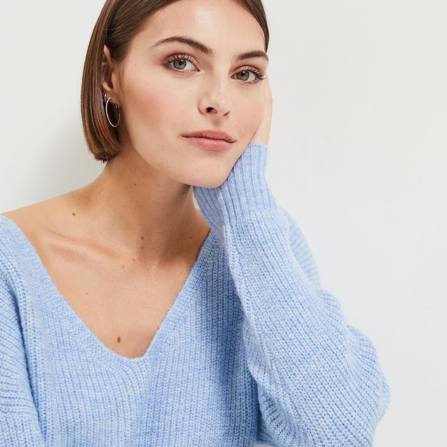 Pull Col V femme