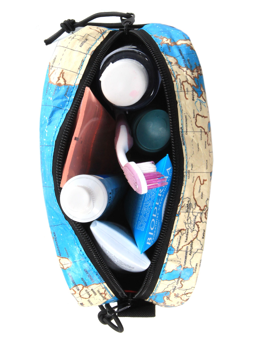 Trousse de toilette Kikkerland World