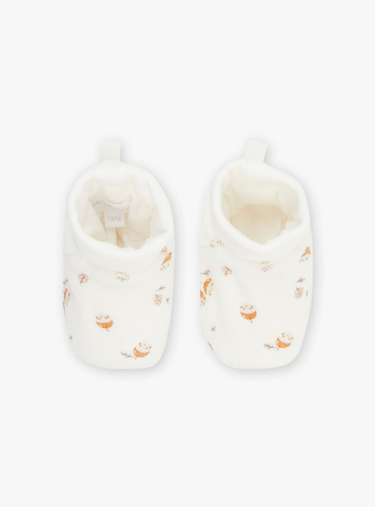 Chaussons de naissance écrus en velours