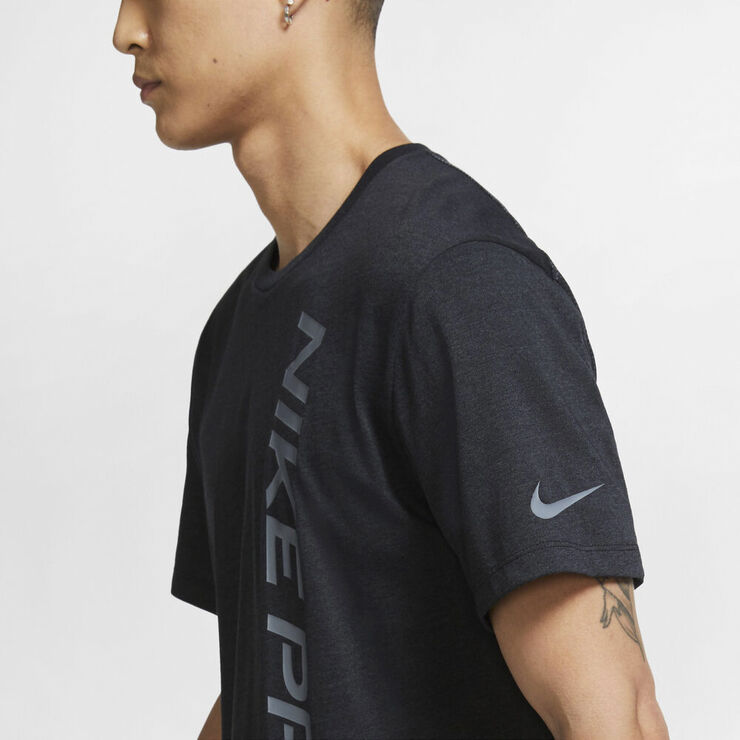 Nike Pro T Shirt Sort