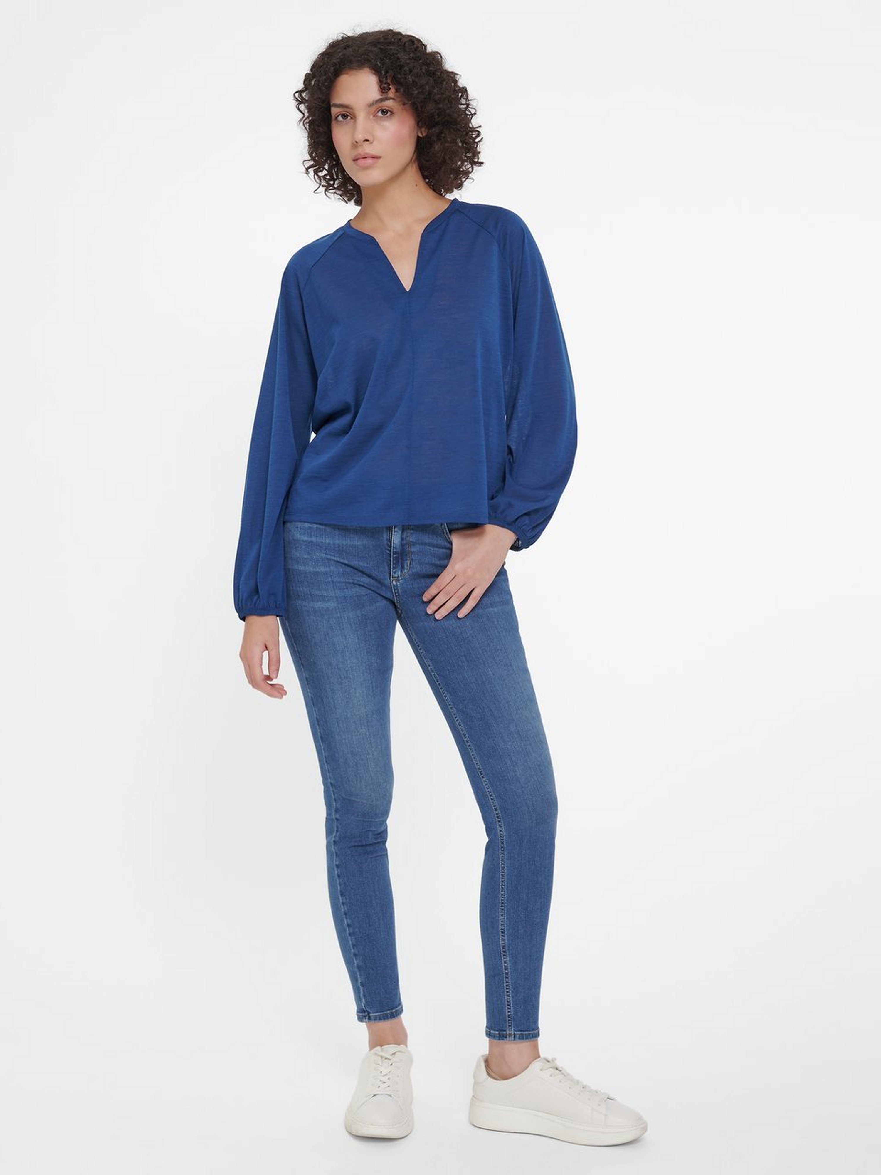 Blusen-Shirt mit V-Ausschnitt
