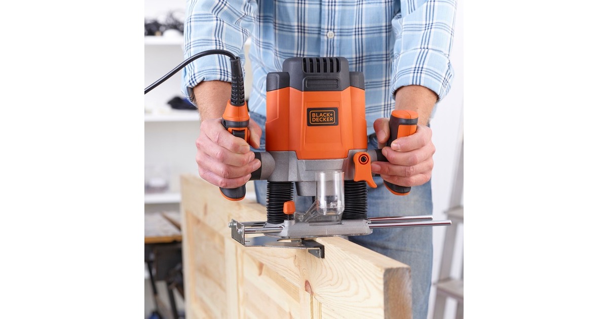 BLACK+DECKER1200W 6.35mm Bovenfrees KW1200EKA-QS  (Oranje, Incl. opbergkoffer en 6 frezen)