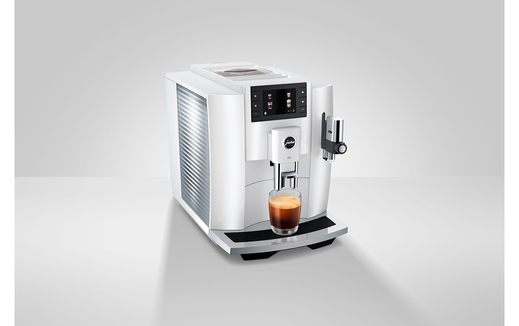 Kaffeevollautomat E8 Piano Withe (SC)<br>Zweitassen-Vollautomat für 17 verschiedene Kaffee- und Milchgetränke