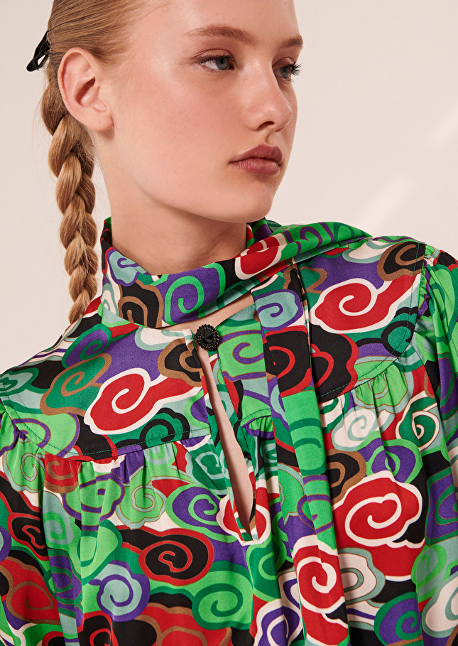 Top Titienvert imprimé en satin fluide